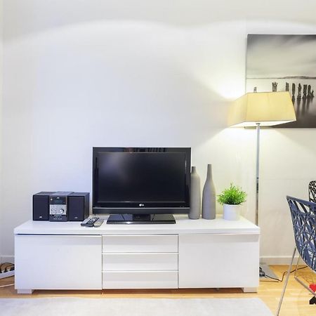 Mit House Puerta Del Sol III En Madrid Apartment Exterior foto