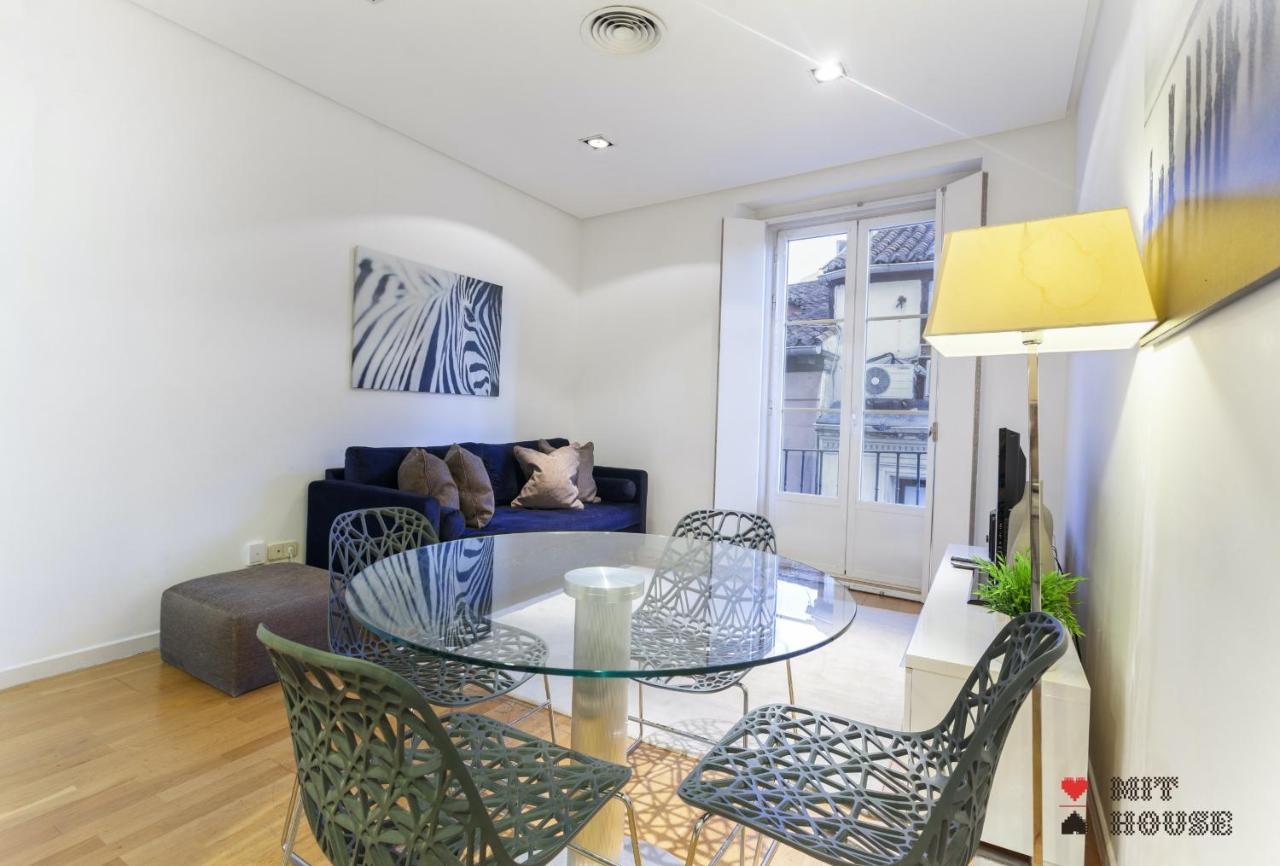 Mit House Puerta Del Sol III En Madrid Apartment Exterior foto