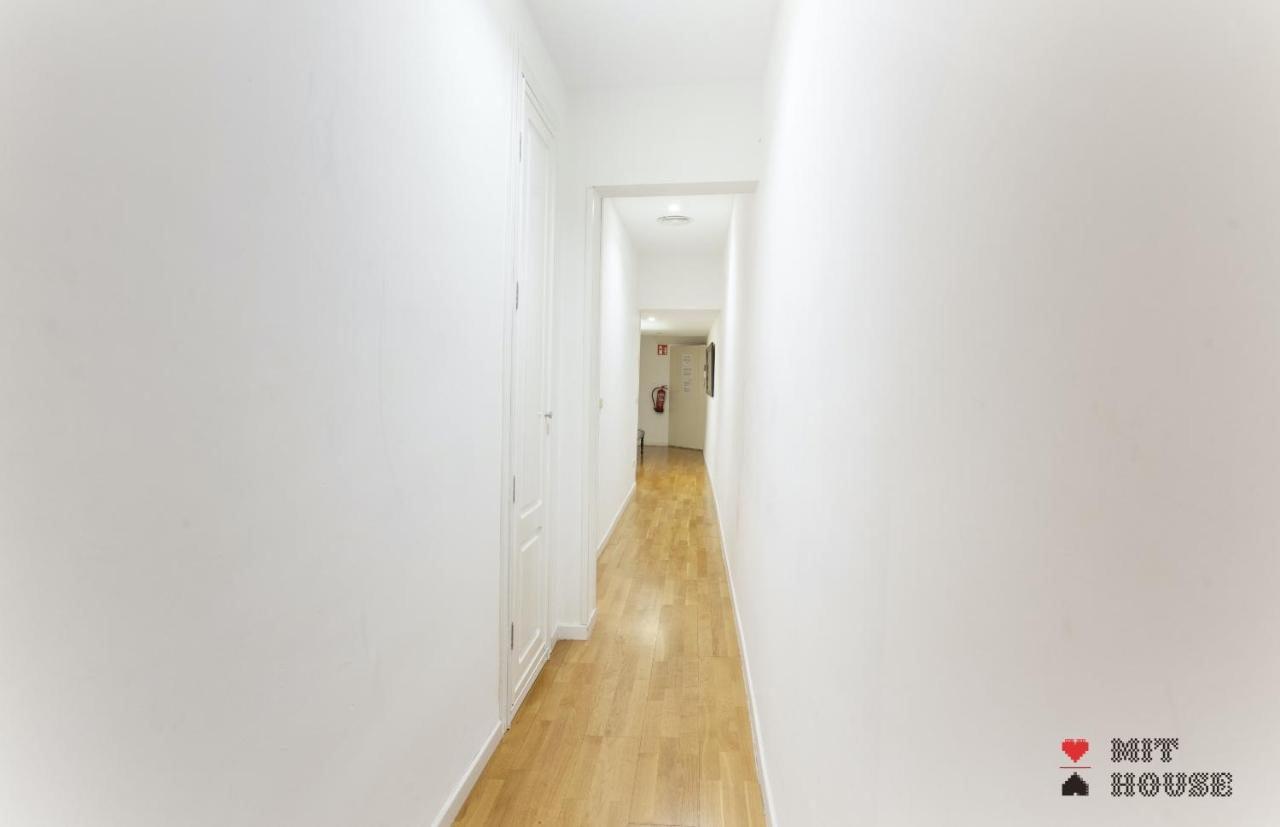 Mit House Puerta Del Sol III En Madrid Apartment Exterior foto